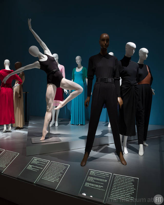 Ballerina installation platform view of mannequins