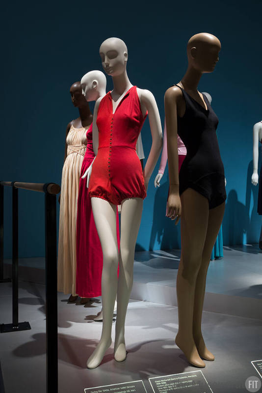 Ballerina installation platform view of mannequins