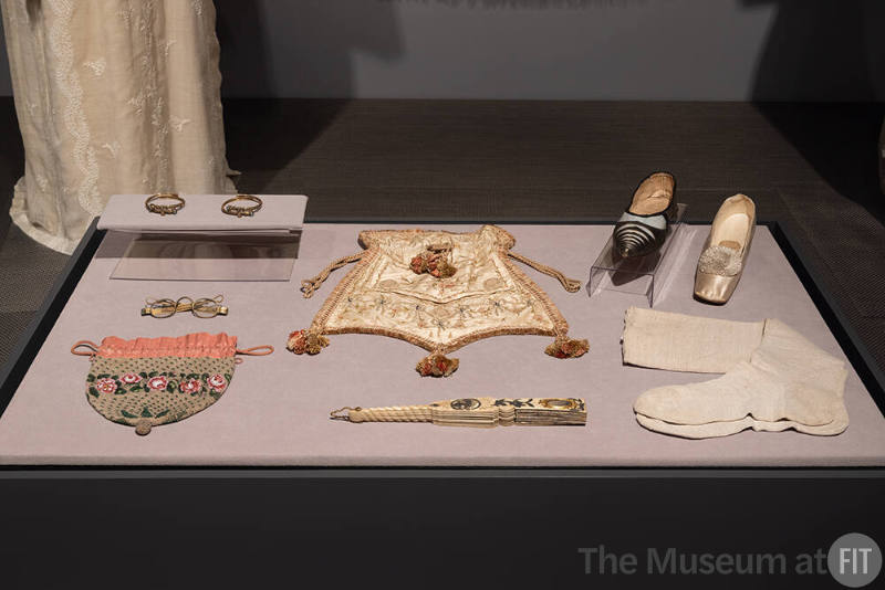 Accessories, circa 1800-1850