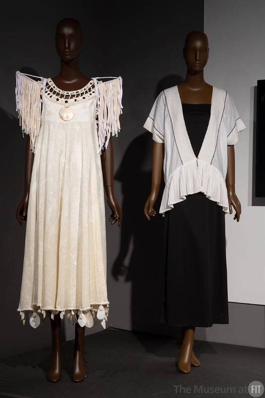 From left to right: Madre dress by Brazilian Fulni-ô, and Aymara designer Dayana Molina of the brand Nalimo (2023.10.1) alongside the Galanto tunic by the Mexican brand Casilda Mut and Indigenous artisans Dominga Pérez Méndez (Tsotsil) and María Gómez López (Tzeltal) (2023.2.3).