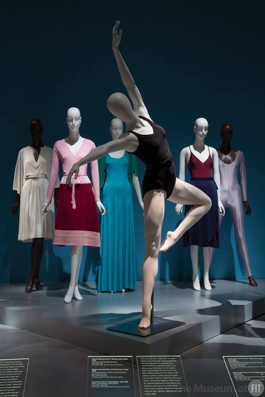 Ballerina installation platform view of mannequins