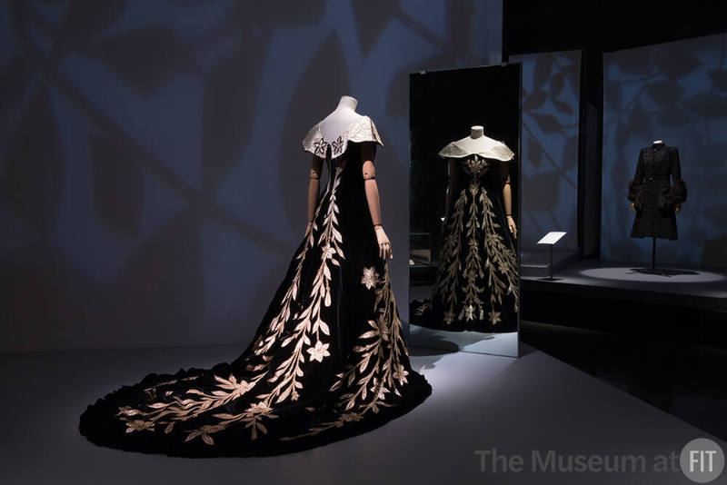 Proust's Muse exhibition mannequin detail