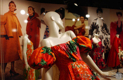 Scaasi: Exuberant Fashion