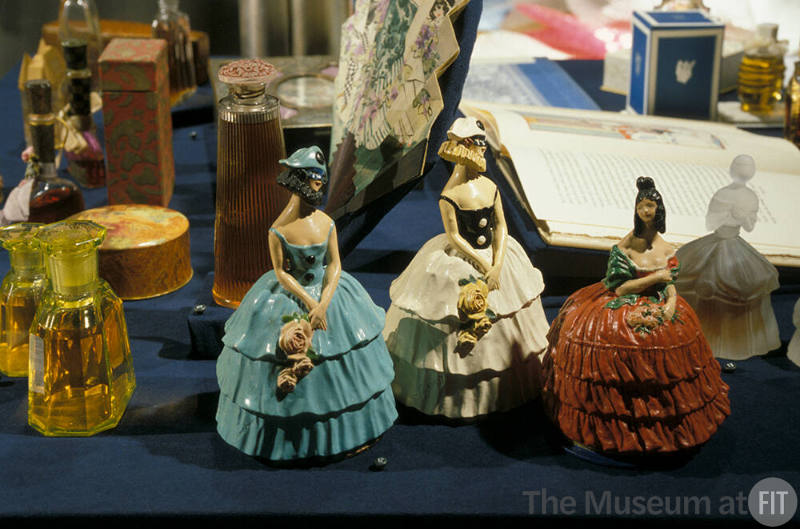 Temptation, Joy & Scandal: Fragrance & Fashion 1900 - 1950 