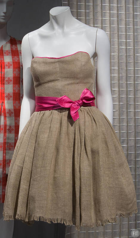 Ntural burlap linen strapless dress with full skirt; bright pink lining and tied ribbon at wais…