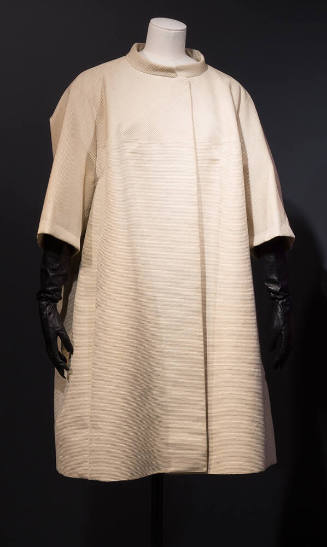 Full square cut coat in pale green cord