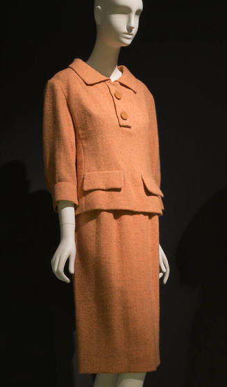 Orange wool 3/4 top with collar and front flap pocket and matching skirt