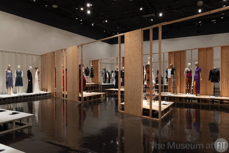 An overview of the main gallery in Reinvention and Restlessness: Fashion in the Nineties. 