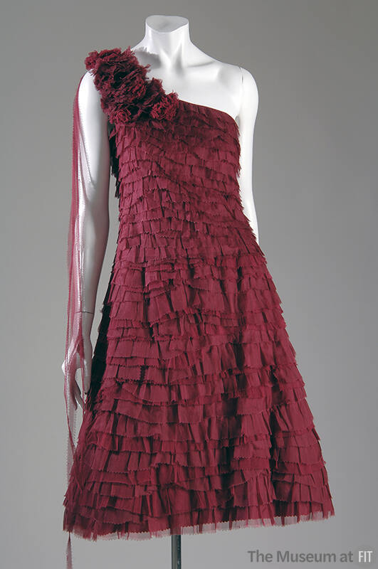 Red-violet short one-shoulder evening dress in irregular ruffles