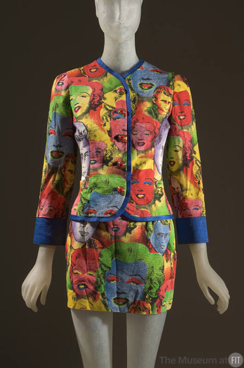 Jacket and matching mini skirt with multicolor print of Marylin Monroe and James Dean, blue tri…