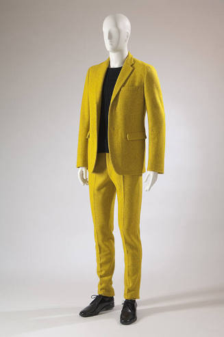 Yellow wool suit with long sleeve jacket with flap pockets and matching slim pants