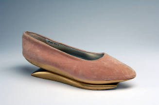 Pale pink velvet shoes with gold wood curved sole, pointed toe