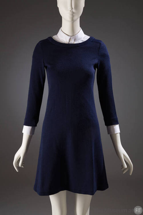 Navy blue shift mini dress with 3/4 sleeves and white collared dicky