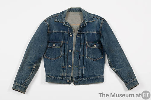 Blue denim button front long sleeve jacket with button flap patch pockets 