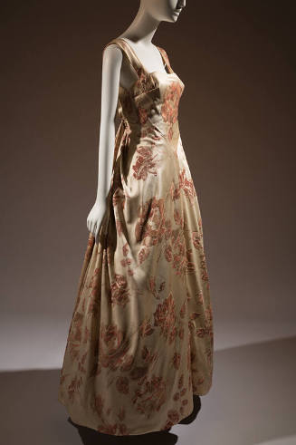 Beige floral sleeveless floor-length dress