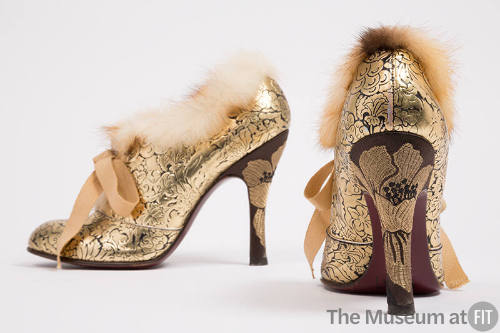 Gold metallic high heel oxfords, with classic floral design, blonde and brown fur tim, beige ri…