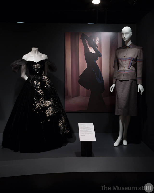 Exhibitionism_10 Left to right 70.8.22 (gown), 71.206.1 (suit) 